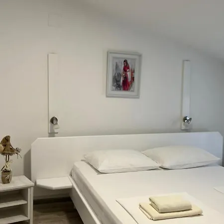 Violet Apartmán Trogir